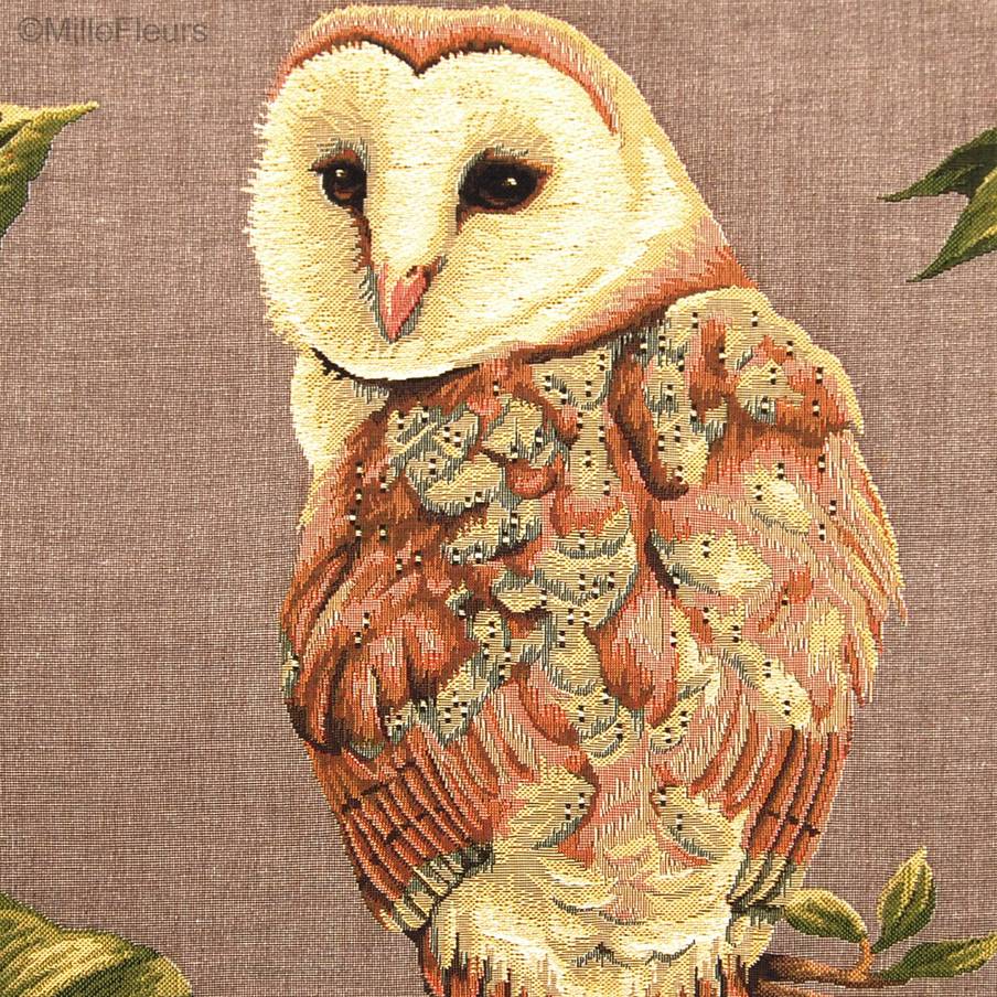 Hibou sur branche Housses de coussin Oiseaux - Mille Fleurs Tapestries