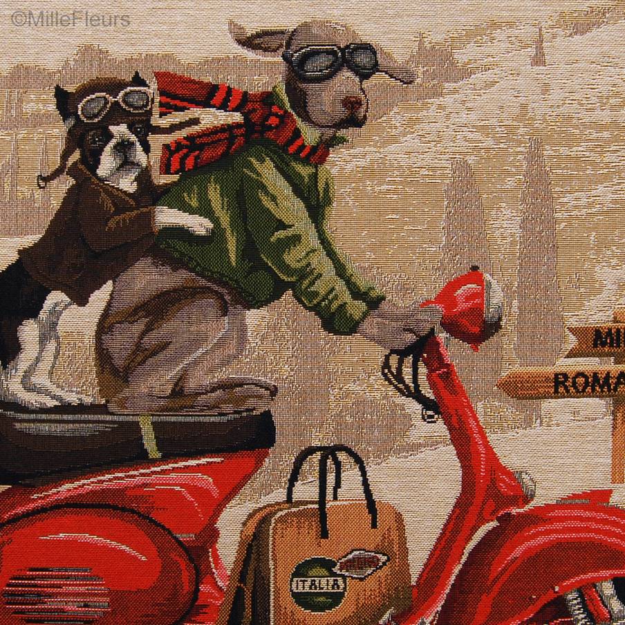 Italiaanse Honden, Rode Vespa Sierkussens Honden in het Verkeer - Mille Fleurs Tapestries