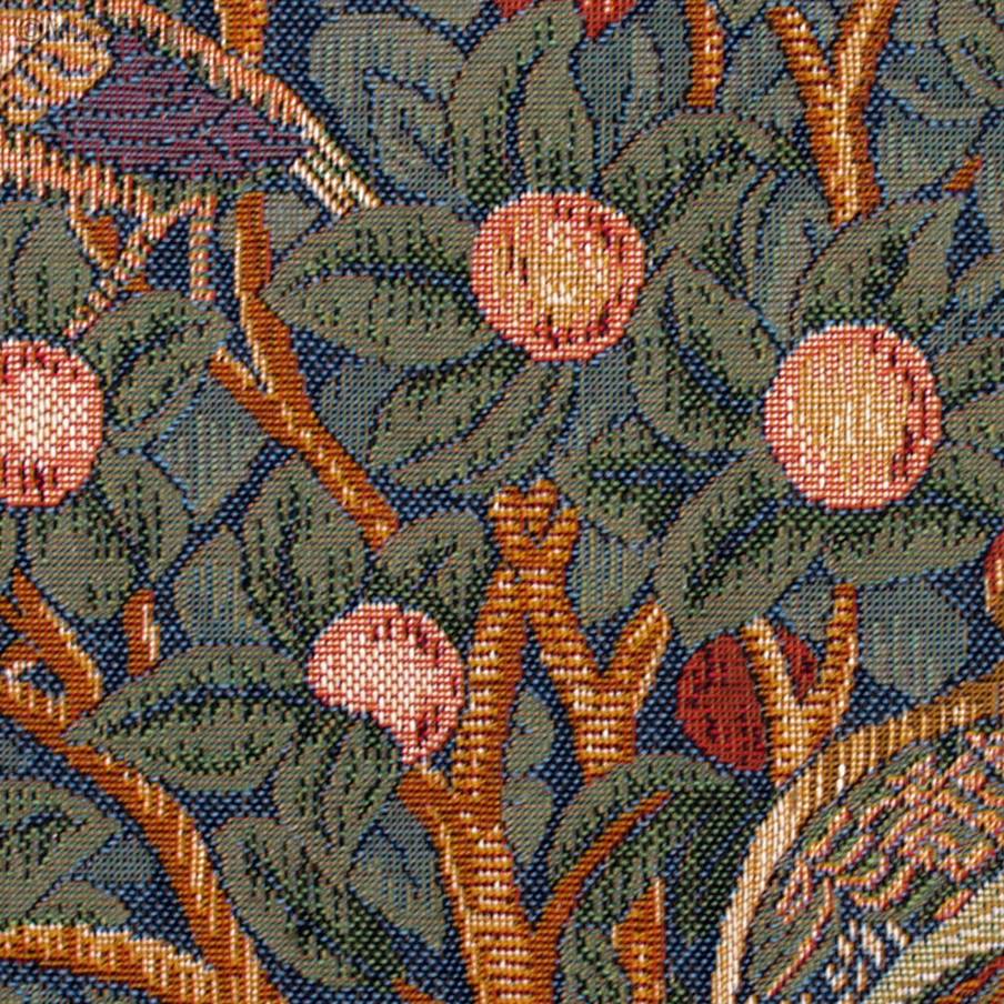 El Pájaro Carpintero (William Morris) Fundas de cojín William Morris & Co - Mille Fleurs Tapestries