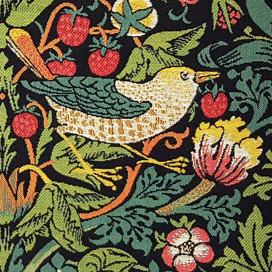 Voleur de Fraise (William Morris), noir Housses de coussin William Morris & Co - Mille Fleurs Tapestries