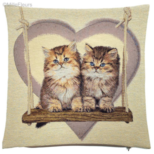 Twee Katten op een Schommel