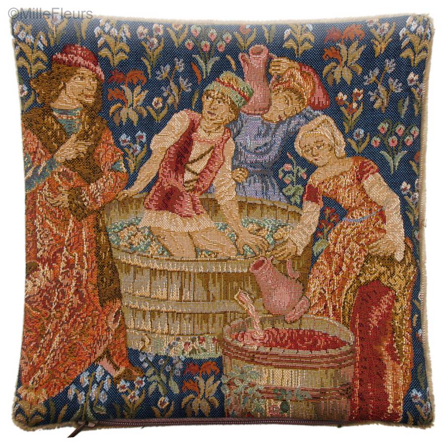 Wine Press Tapestry cushions Grapes Harvest - Mille Fleurs Tapestries