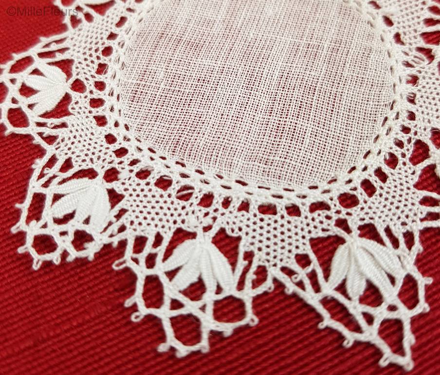 Round Cluny Lace Cluny Lace - Mille Fleurs Tapestries