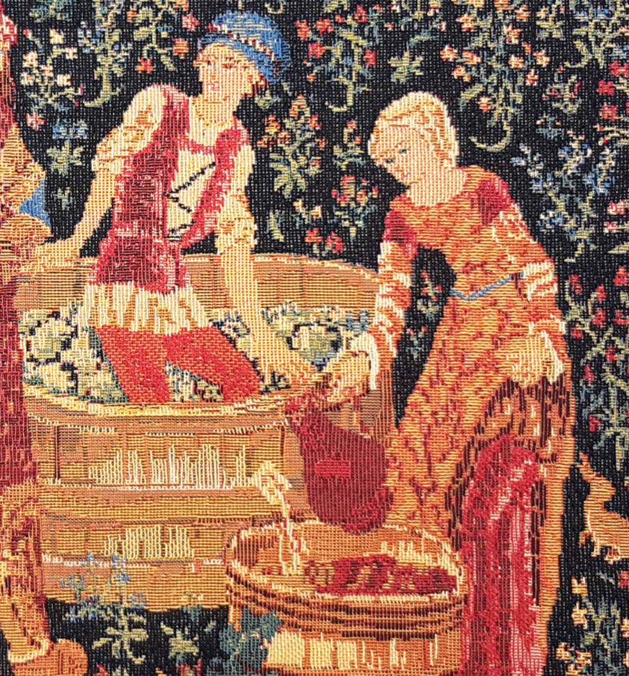 Pressing of Grapes Tapestry cushions Grapes Harvest - Mille Fleurs Tapestries